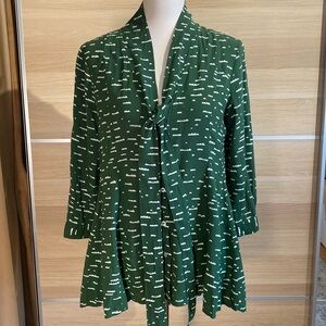 Maeve Anthropologie Green Printed Tie Neck Tunic Blouse Peplum Top Size Small